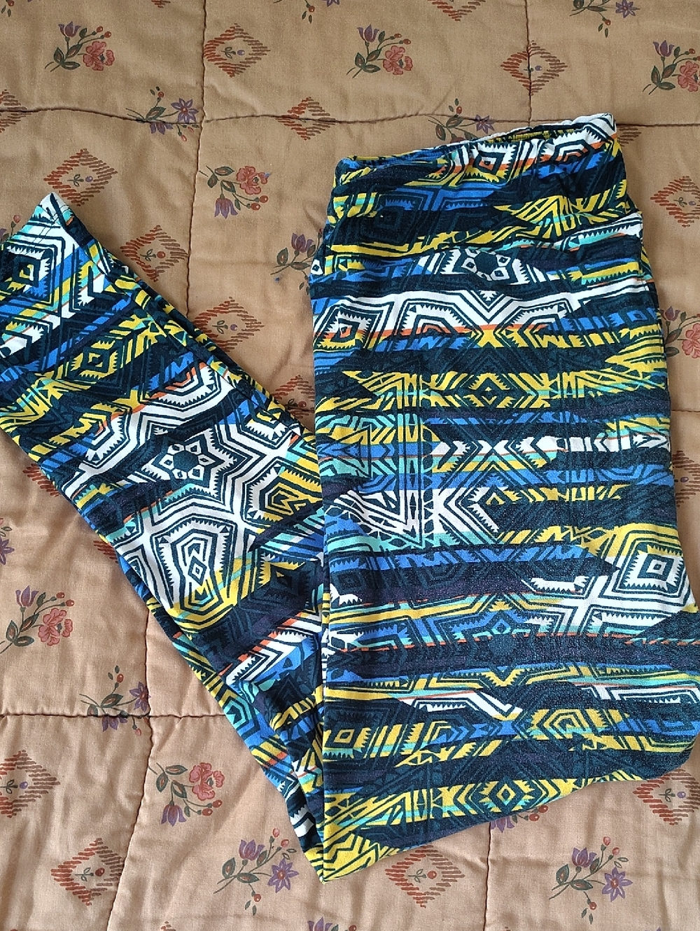 LuLaRoe Women's Leggings in Blue, Yellow & Black Geometric Print